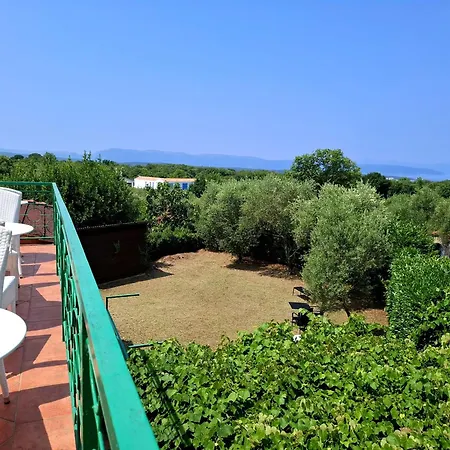 And Kapela Lägenhet