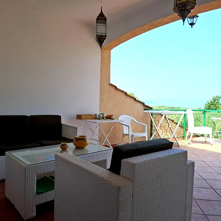 Apartamento And Kapela *